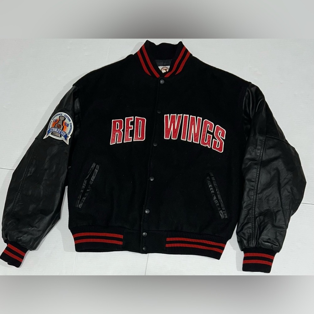 Rare Vintage Detroit Red Wings 1997 1998 Stanley Cup Champions Jacket Starter